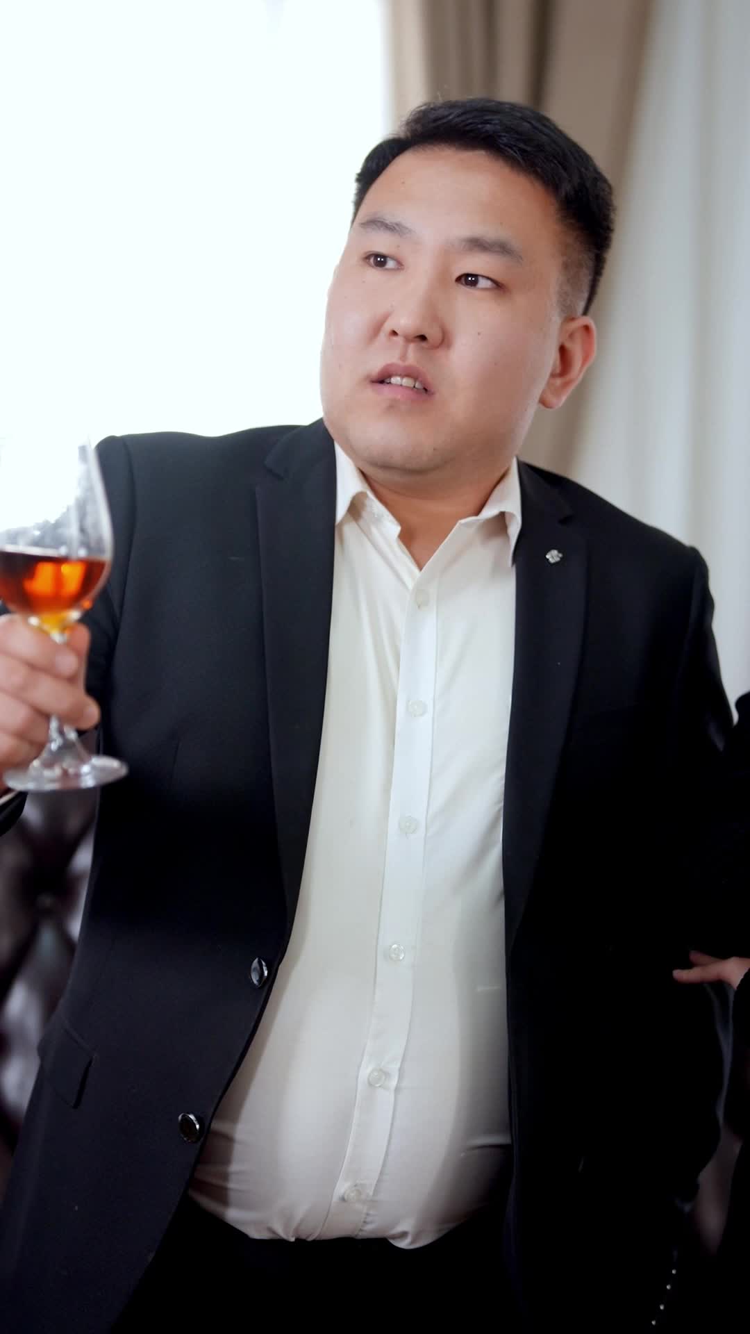 Episode 19 - The Real Heiress Fights Back with Grades